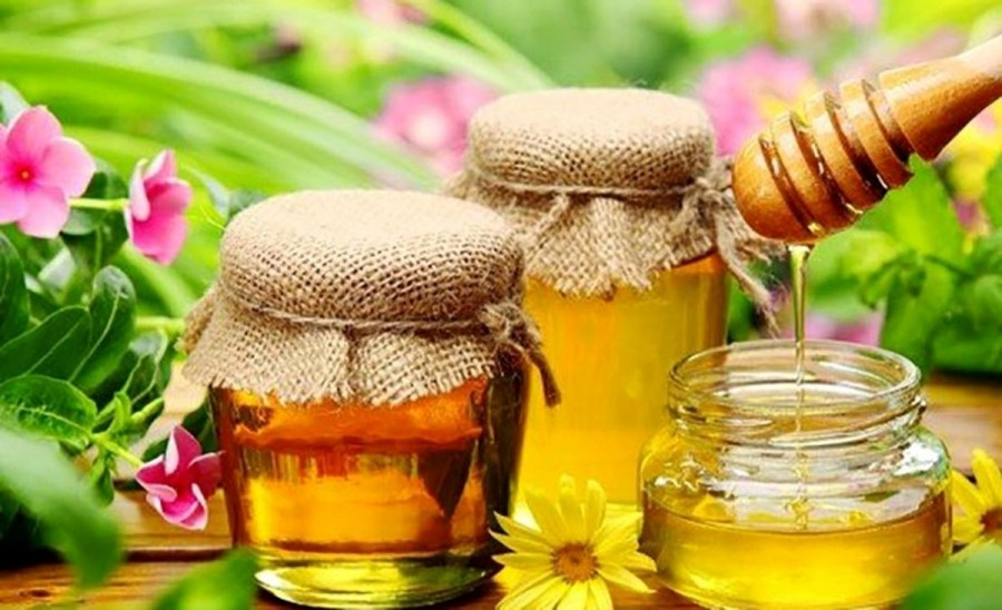 عوارض و خطرات احتمالی مصرف زیاد عسل
