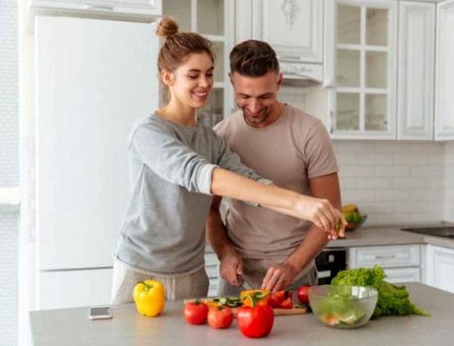 کدام خوراکی ها برای تقویت تخمک و تخمک گذاری مناسب هستند؟