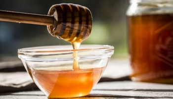 با این 8 خوراکی خوشمزه نشاط آور حالتو خوب کن
