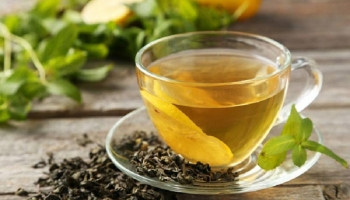 خواص شگفت انگیز برگ سنا، گل محمدی و عسل برای سلامتی کودکان