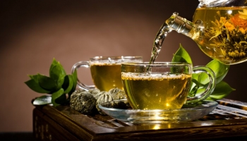 دمنوش گیاهی شگفت انگیز برای پاکسازی عروق خونی و کاهش قند خون